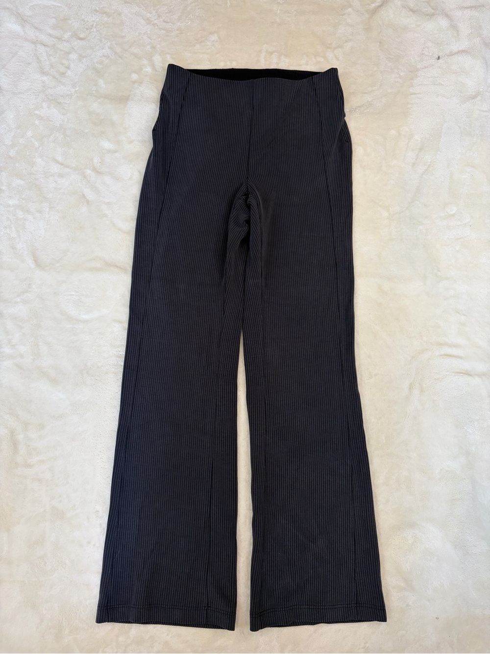 Lululemon Ribbed High Rise Flare Yoga Pants Gray Size 8 Athleisure